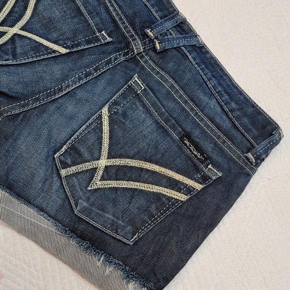 William Rast Jean shorts - Picture 7 of 13